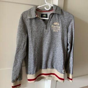 Size medium roots quarter zip pull over
